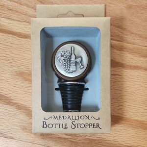 NIB Prodyne Medallion Bottle Stopper